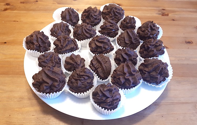 Sablés viennois et leur ganache caramel-chocolat